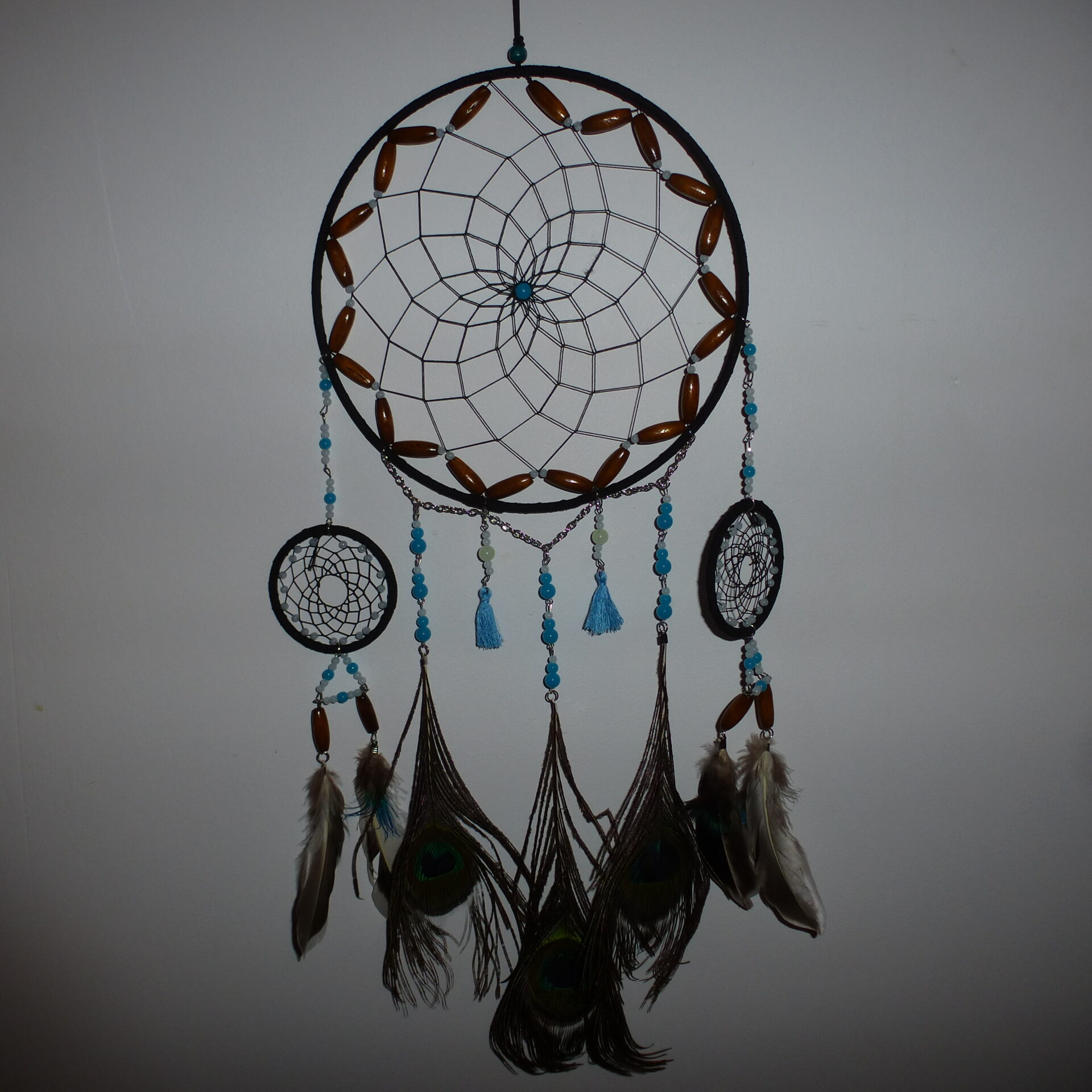 Dreamcatcher, Capteur de rêves avec perles et plumes de paon