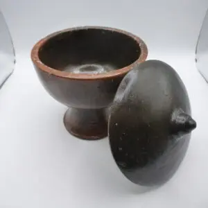 Pot ancestral avec couvercle 2ème choix